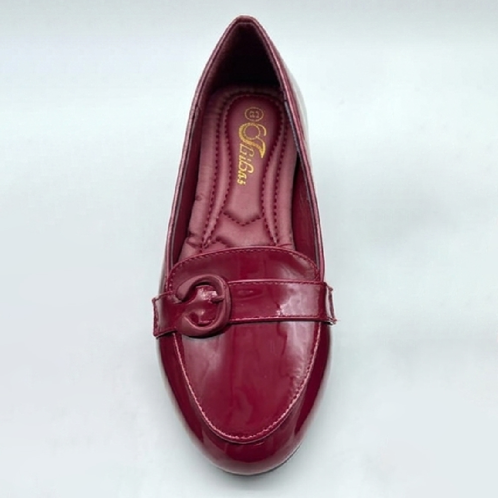 Chic Patent Buckle Loafers
