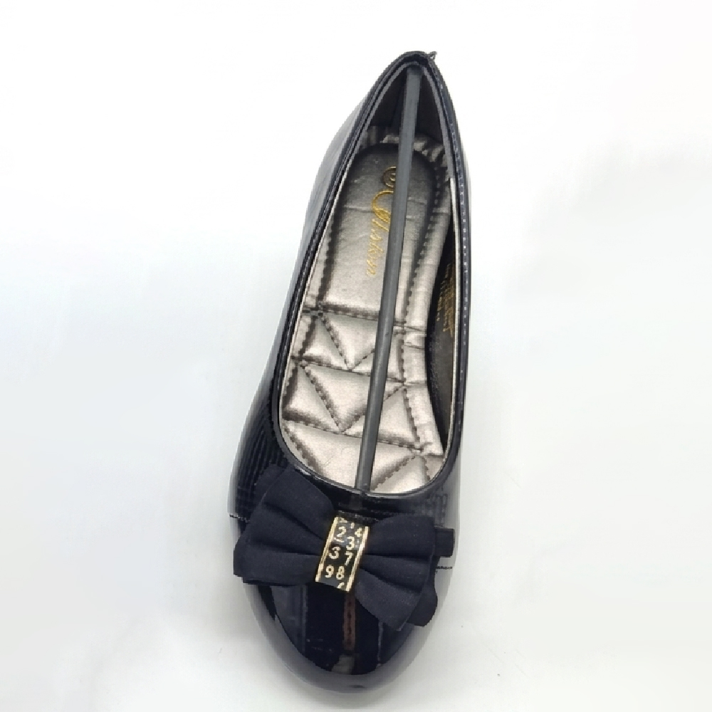 Glossy Ribbon Comfort Flats