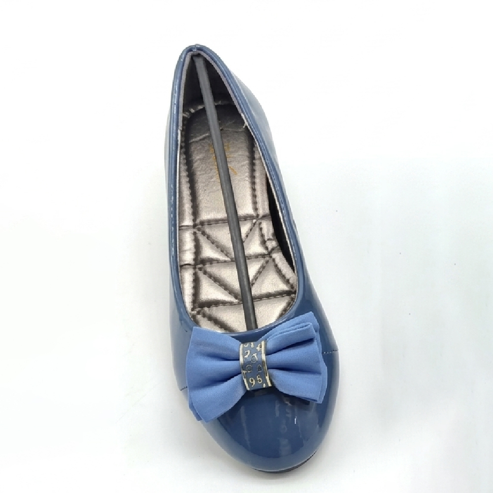 Glossy Ribbon Comfort Flats